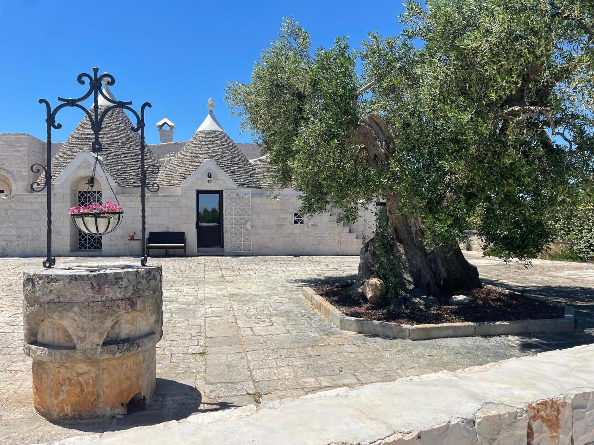 Dimora San Michele Hotel Castellana Grotte Ngoại thất bức ảnh
